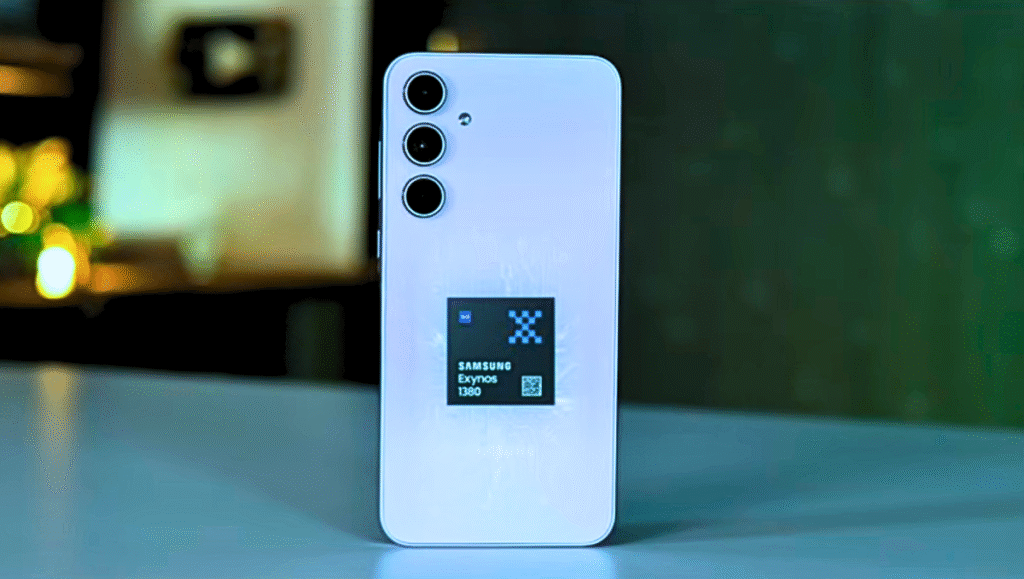 प्रोसेसर और परफॉर्मेंस – Exynos 1380 के साथ दमदार स्पीड