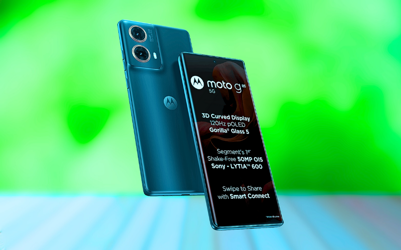 Motorola G85 5G: Display: 120Hz P-OLED डिस्प्ले – Smooth और Vibrant